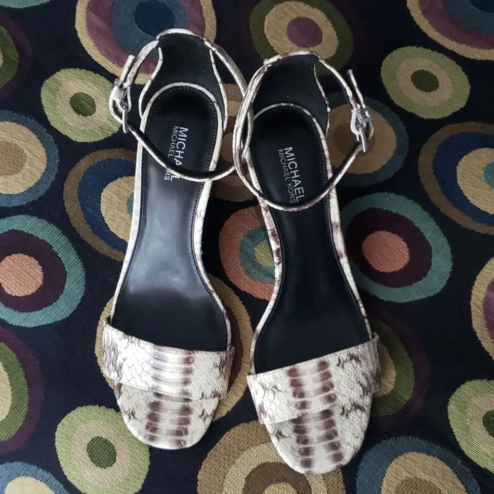 🐍🐍🐍MICHAEL KORS peep-toe  wedge-platform heels🐍🐍🐍